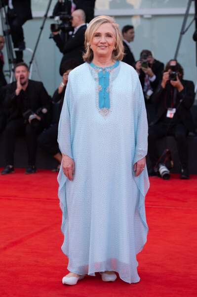 Hillary Clinton dans un robe très estivale
