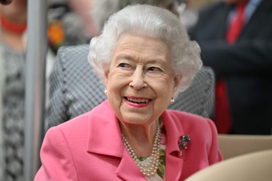 Depuis quelques mois, Elizabeth II prend du recul sur ses fonctions.