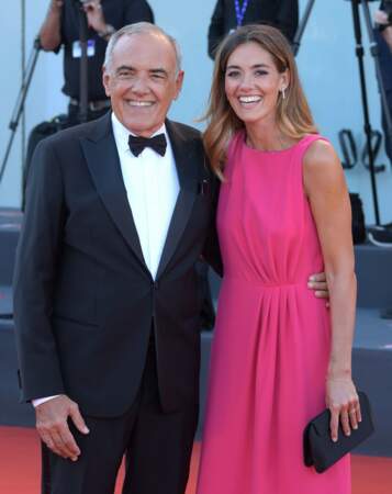 Alberto Barbera et sa femme Giulia, ravissante en rose