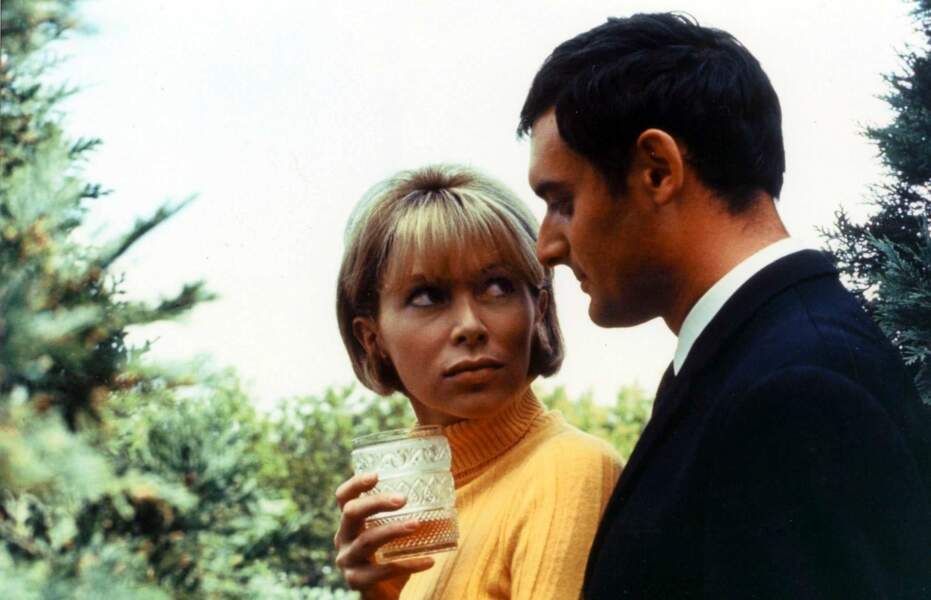 Mireille Darc et Jean Yanne dans Week-end (1967)
