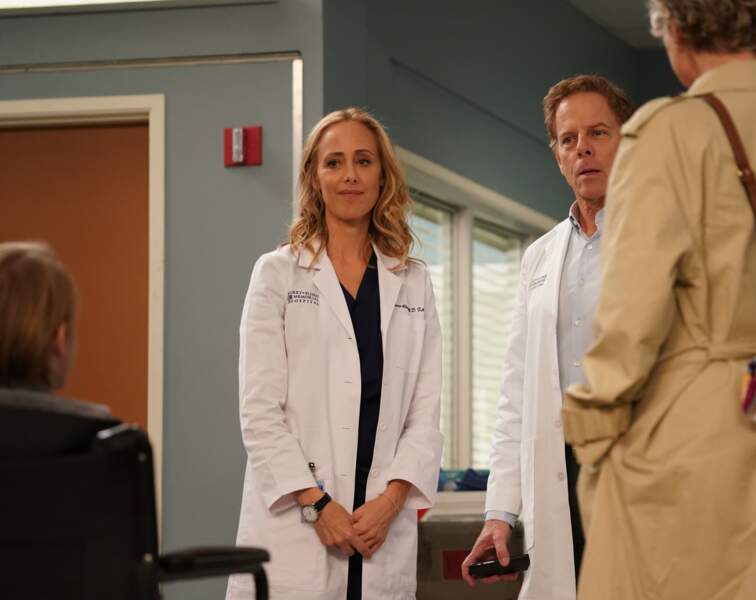 Kim Raver est devenue l'un des visages de Grey's Anatomy avec son rôle de Teddy Altman 