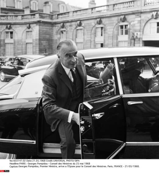Georges Pompidou avait une Citroën DS lors de son mandat présidentiel.