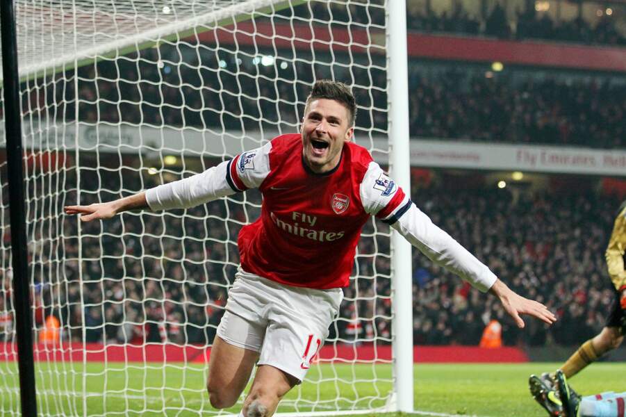 Olivier Giroud termine sa première saison à Arsenal avec 17 buts et 12 passes décisives en 46 matchs