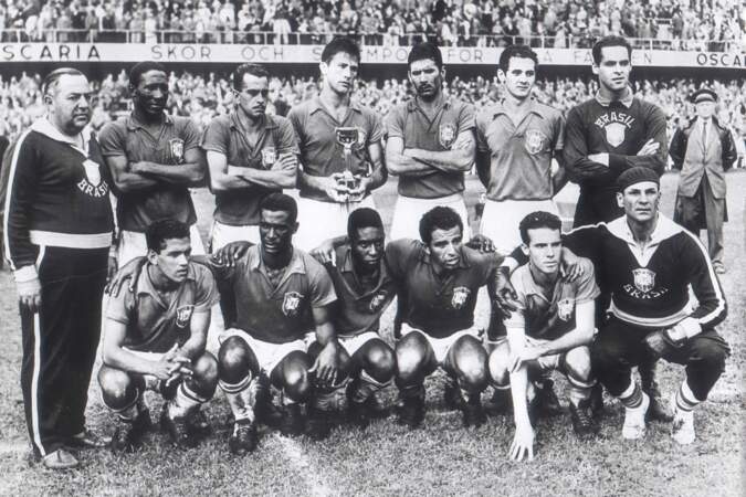 Le Brésil du très jeune Pelé à l'époque remporte sa première Coupe du monde en 1958, en Suède