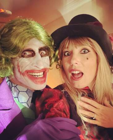 Nagui effrayant en Joker accompagné de sa femme Mélanie Page