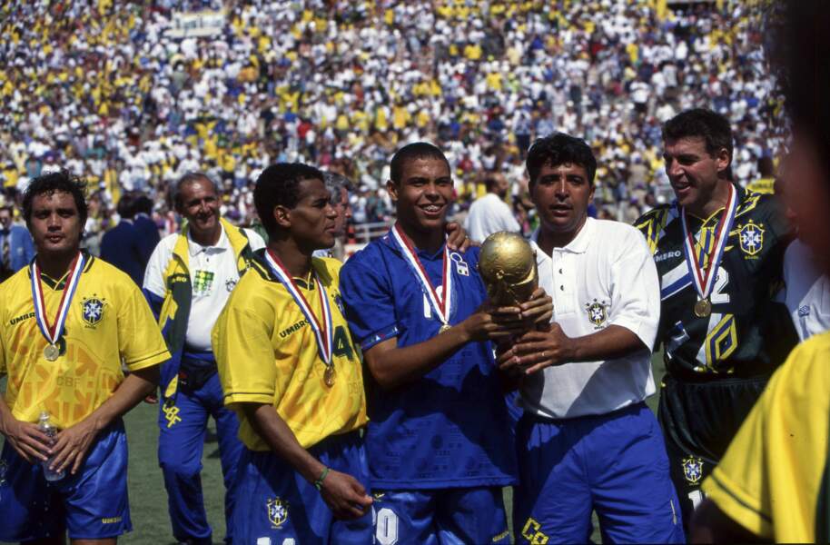 Le Brésil est l'équipe à avoir disputé le plus d'éditions sans connaître la défaite (les séances de tirs au but étant considérées comme des matchs nuls) : 1958, 1962, 1970, 1978, 1986, 1994 et 2002
