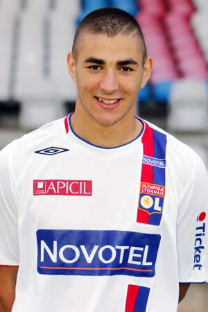 En 2007, Karim Benzema poursuit l'aventure avec Lyon
