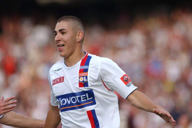 En juillet 2006, Karim Benzema marque le but égalisateur face au PSG lors du Trophée des champions