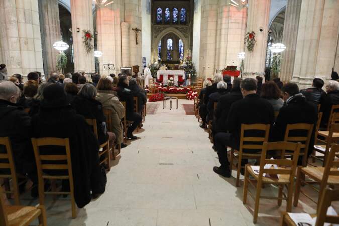 Les obsèques ont eu lieu dans la ville de sa disparition, Gisors en Normandie.