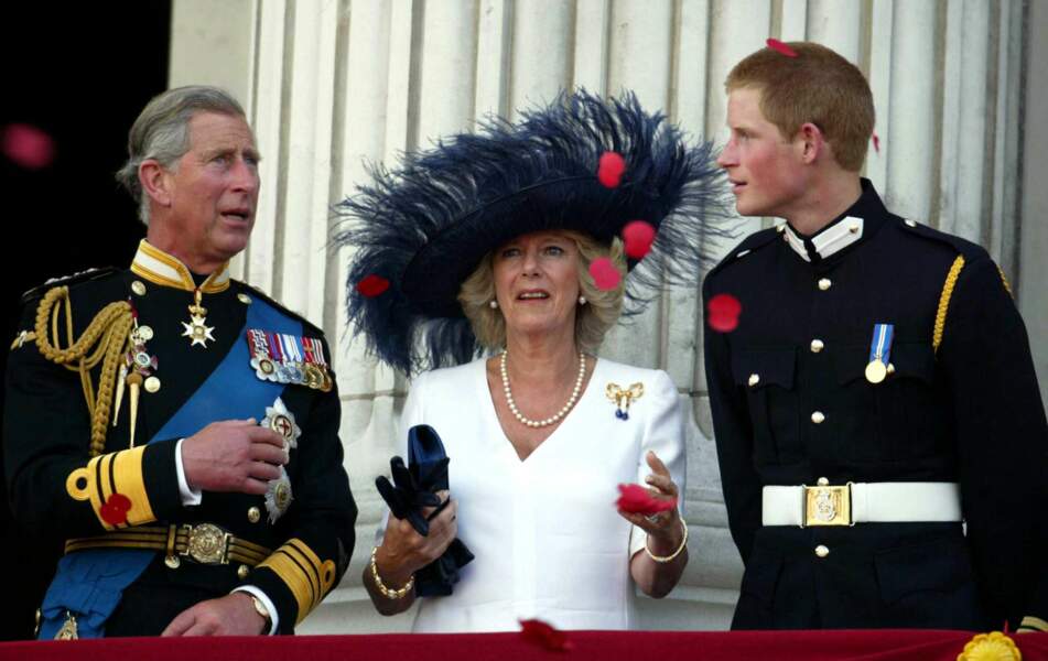 Camilla Parker Bowles est devenue reine consort en 2005 après avoir épousé en secondes noces le futur roi Charles.
