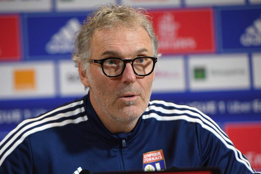 Aujourd'hui, il est l'entraîneur de l'Olympique Lyonnais