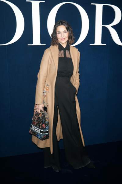 Nadia Farès lors du défilé Dior qui s'est tenu à Paris le mardi 28 février 2023