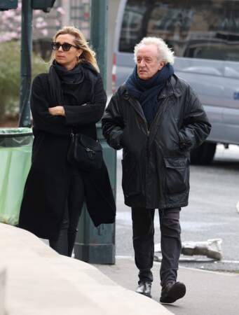 Didier Barbelivien et sa compagne Laure Bernardini étaient aussi là pour accompagner leur ami.