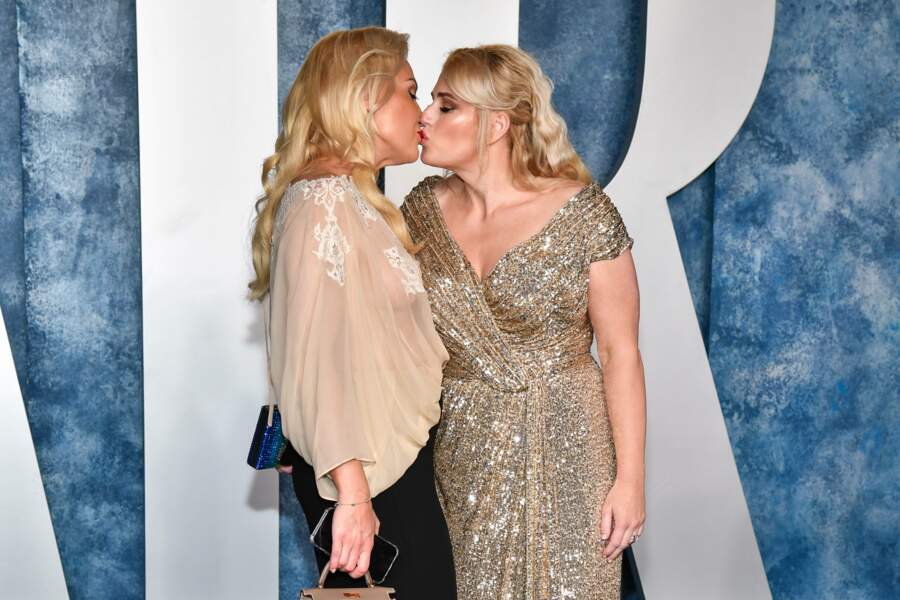 L'actrice a échangé sur le red carpet un baiser avec sa fiancée, Ramona Agruma