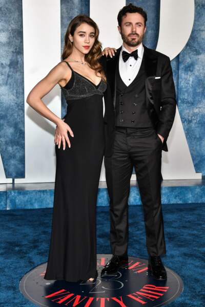 Caylee Cowan and Casey Affleck lors des Vanity Fair Oscars Party 2023 à Los Angeles, dimanche 12 mars