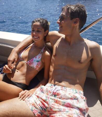 Sur Instagram, Carmen et George partagent régulièrement des clichés de leurs vacances au soleil