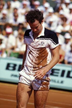 Lors de l'édition 1984, John McEnroe a plusieurs fois perdu ses nerfs. 