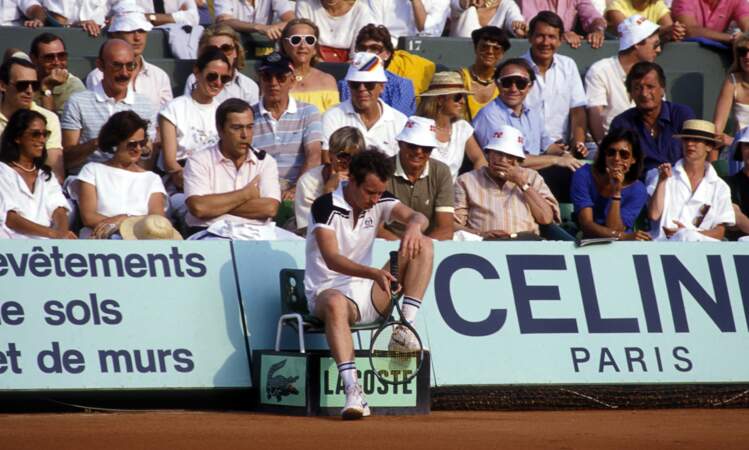 John McEnroe s'était incliné en finale en cinq sets.
