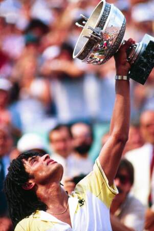Depuis, aucun autre Français n'a remporté le tournoi de Roland-Garros. 