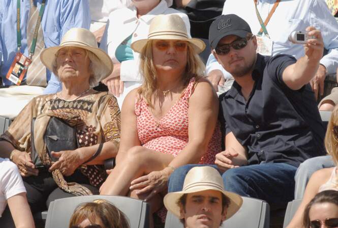 Leonardo DiCaprio avec sa mère et sa grand-mère en 2006