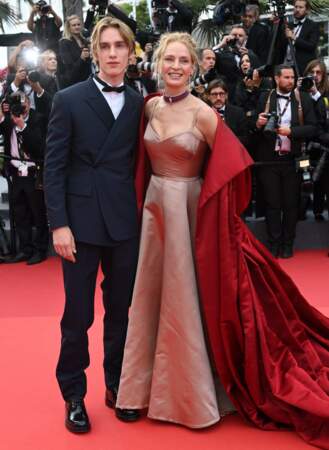 Dès le premier soir du Festival de Cannes 2023, Uma Thurman et son fils Levon Hawke ont pris place à l'avant-première de Jeanne du Barry, le 16 mai 2023