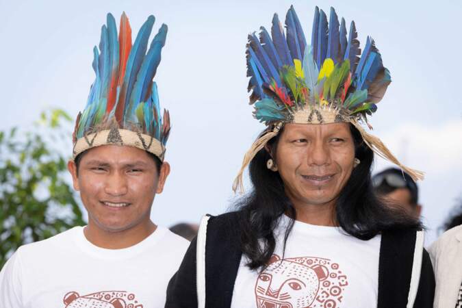 Pour Henrique Ihjac  et Francisco Hyjno de la communauté Kraho au Brésil, les coiffes de plumes sont autrement plus sérieuses
