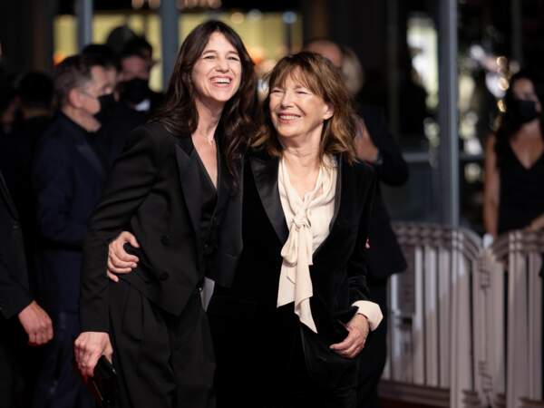 En 2021, Charlotte Gainsbourg réalise un documentaire biographique sur sa mère, nommé aux César 2023