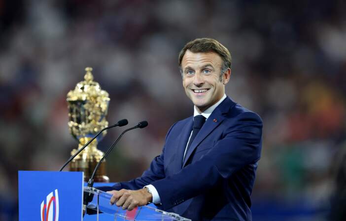 Emmanuel Macron prononce le discours d'ouverture du Mondial sous les huées