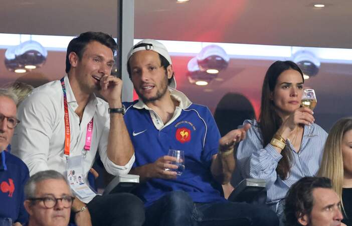 Vianney et sa femme dans les tribunes du Stade de France