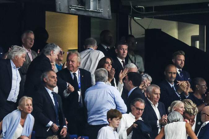 Kate Middleton était bien entourée dans les tribunes du stade Vélodrome à Marseille