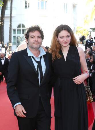 La voici aux côtés de son père au Festival de Cannes en 2018