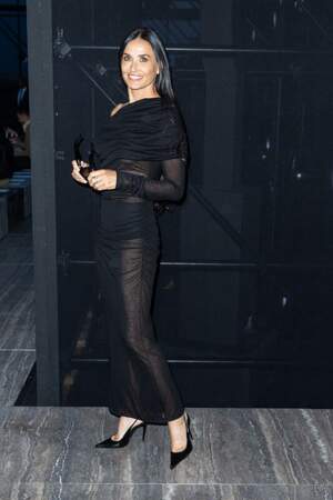 L'actrice Demi Moore a fait le voyage jusqu'à Paris pour la Fashion Week de Paris