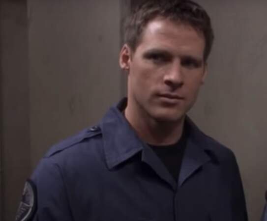 Le lieutenant-colonel Cameron Mitchell apparaît à partir de la saison 9 et occupe une grande place dans la série. 