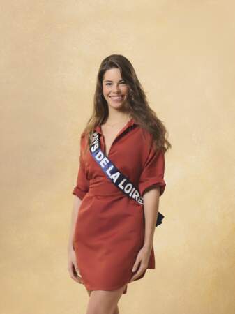 Miss Pays de la Loire 2023, Clémence Ménard, est âgée de 26 ans