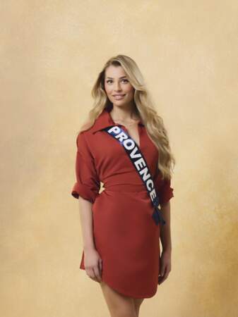 Miss Provence 2023, Adélina Blanc, est âgée de 25 ans
