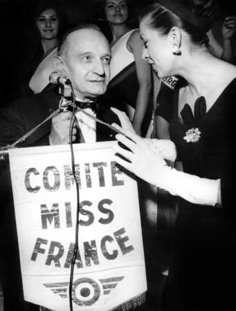 Louis Poirot de Fontenay, mari de Geneviève, était le président du comité Miss france. Ici en 1963
