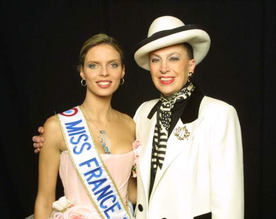 Geneviève de Fontenay et Sylvie Tellier en 2002. 