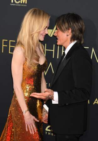 Nicole Kidman et Keith Urban sont apparus plus proches que jamais, le chanteur affirmant qu'il était "amoureux fou d'elle". 