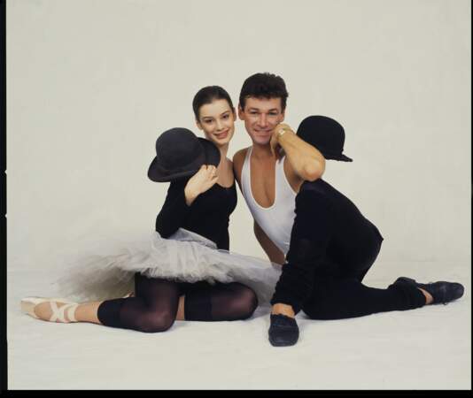 Les danseurs étoiles de l'Opéra de Paris : Aurélie DuponT et Patrick DuponD posent avec humour sous l'œil du photographe Pascal Victor en 1994