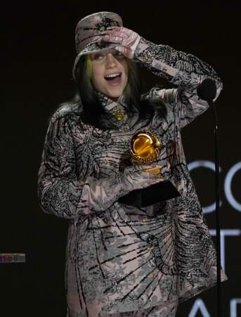 Billie Eilish dans un look assorti pour cette 63e édition des Grammy's.