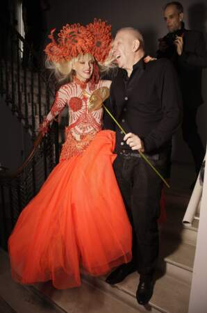 Jean-Paul Gaultier, ici en 2010, pour qui elle a défilé...