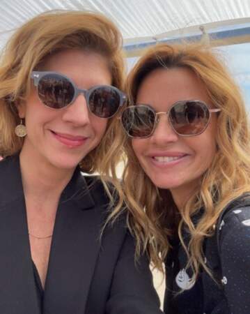 Selfie lunettes de soleil pour Juliette Tresanini et Ingrid Chauvin.
