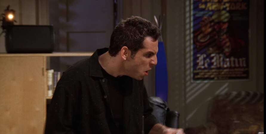 Invité culte : Ben Stiller, alias un petit ami de Rachel qui hurle sur tout le monde et même...sur les poussins de Chandler et Ross ! 