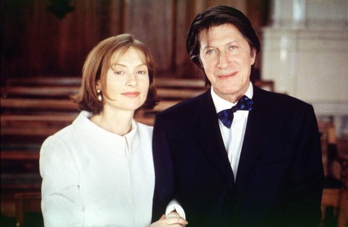 En 2000, il retrouve Isabelle Huppert dans Merci pour le chocolat.