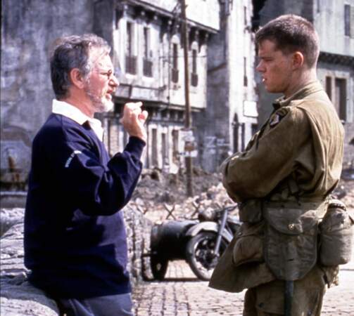 Dès 1997 et le tournage du film de Steven Spielberg, Il faut sauver le soldat Ryan