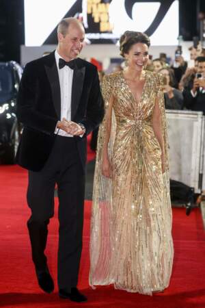 Le prince William et Kate Middleton ont fait le déplacement au Royal Albert Hall de Londres pour l’avant-première du nouveau James Bond : Mourir peut attendre