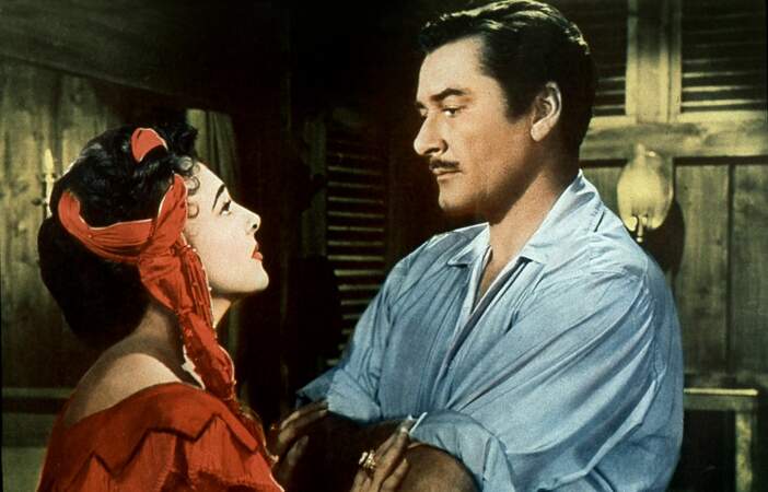 Micheline Presle tournera quelques films à Hollywood, dont "La taverne de la Nouvelle Orleans" avec Errol Flynn (1951).