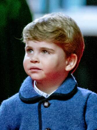 Le prince Louis, en tant que cinquième, pourrait-il succéder à ses frère et soeur ?
