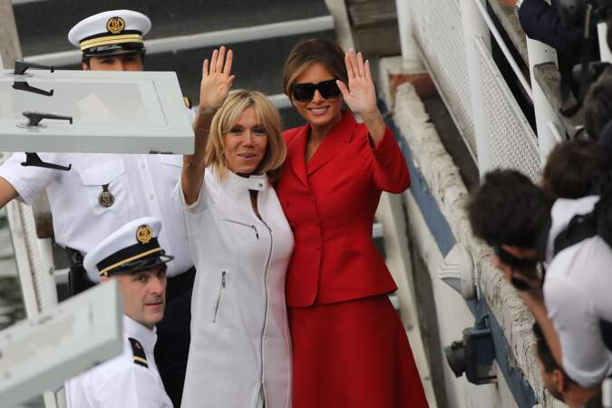 Juillet 2017, Brigitte Macron reçoit comme première invitée de marque : la First Lady Melania Trump