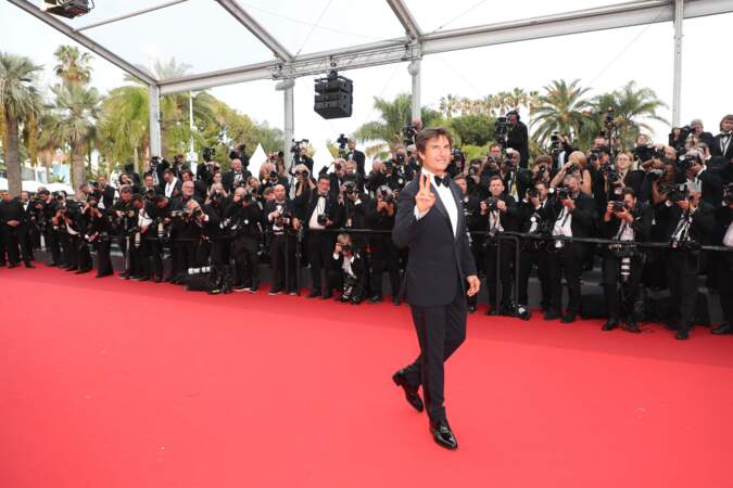 Tom Cruise arrive à la première de Top Gun: Maverick